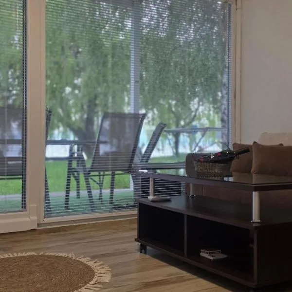 Riss Apartment, готель в Охриді