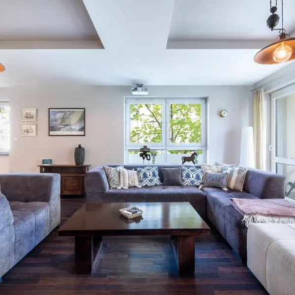 Baltic Breeze Lodge, hotel en Gdynia