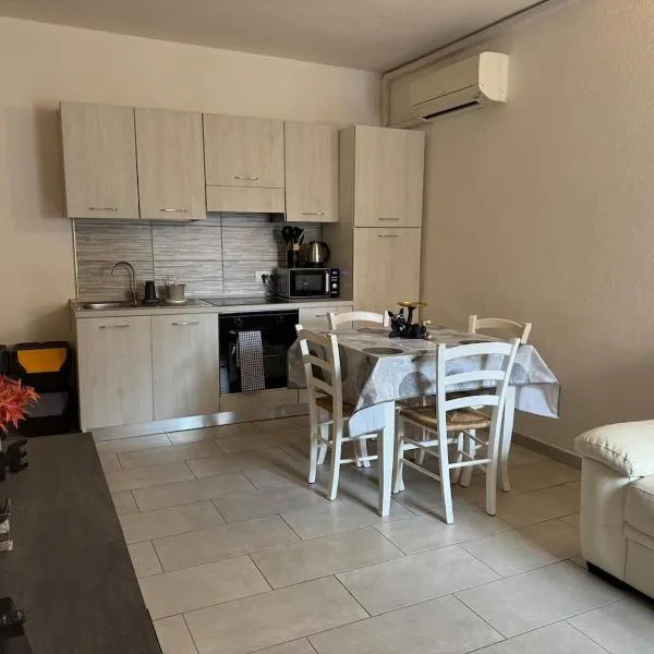 Domu Grìsia Apartment Arzachena, hotel di Arzachena