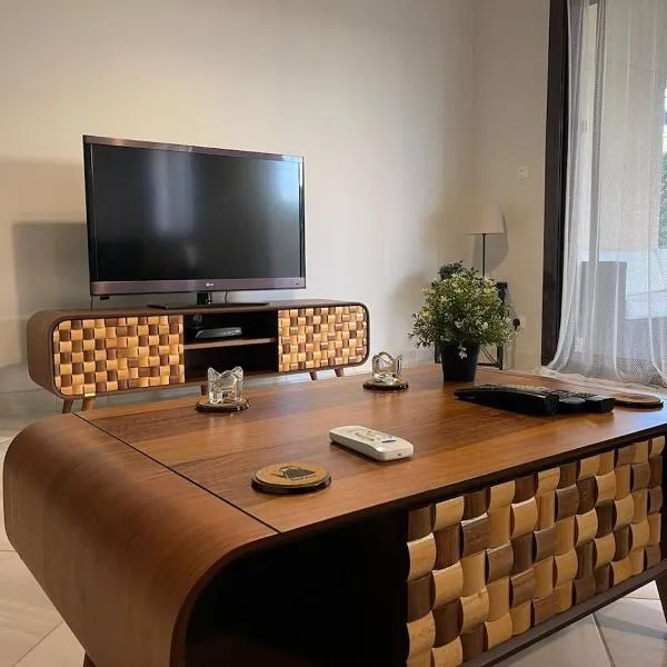 Marvelous 2BR with Garden in Marassi, Blanca Lagoons, hotel El Alameinben