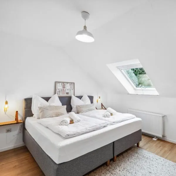 City Chalet - 73m2-Boxspringbett-neu renoviert-Küche-sehr ruhig, hotel v destinaci Bochum