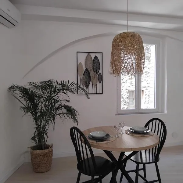 Studio Lysandre, hotel in Saint-Ambroix