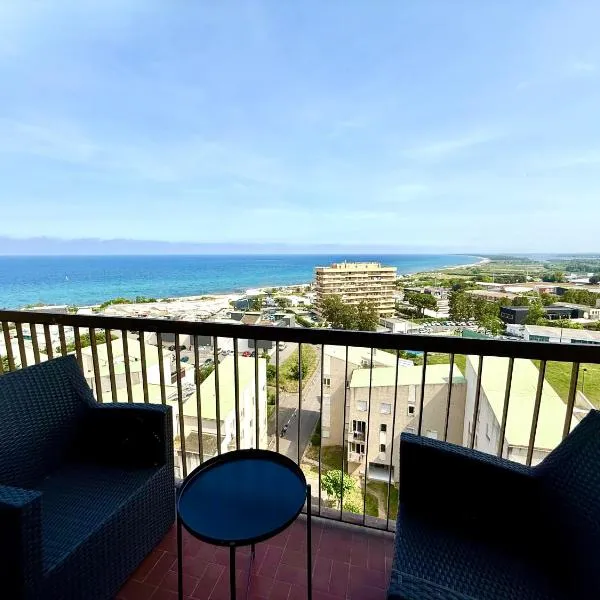 Appartement spacieux, moderne, vue mer proche plage et centre-ville, hotel in Bastia