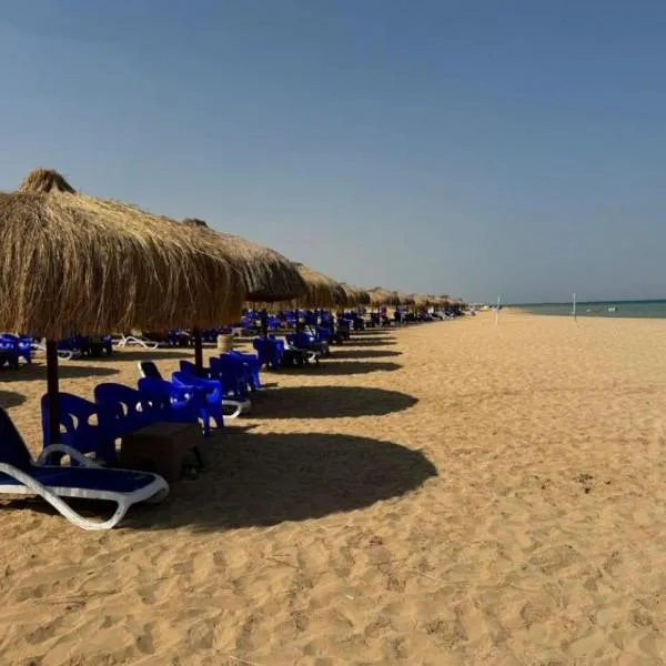 العين السخنة palm beach resort شاليه عائلات فقط โรงแรมในไอน์ ซกนา