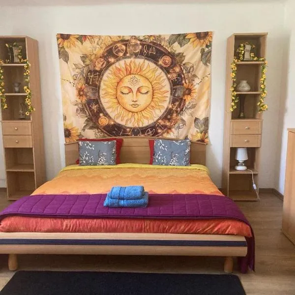 Napraforgó Vendégház, hotel v destinaci Veresegyház