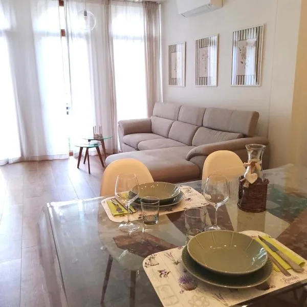 Civico 381 - private parking, hotel a Quartu SantʼElena