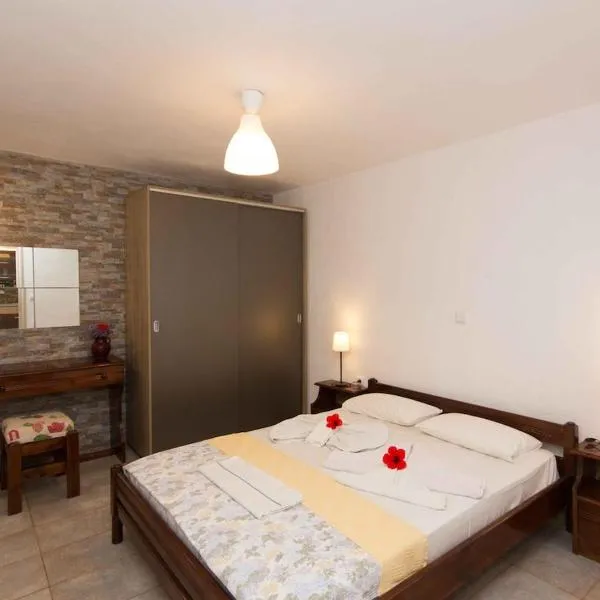 PAROS APARTMENT MELAS b1, hotel sa Parikia