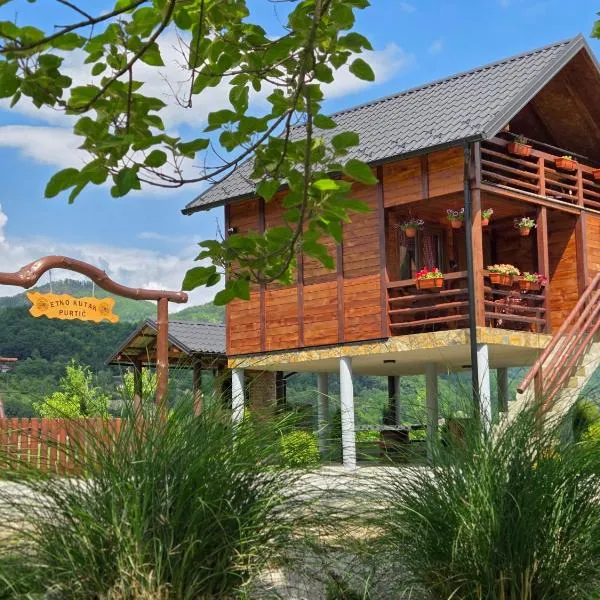 Etno Kutak Purtić, hotel v destinaci Ljubovija