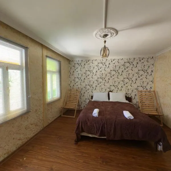 Guest House AKU'TSA, hotell sihtkohas K'eda