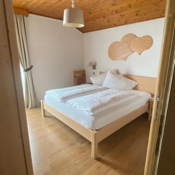 Garni Neidia, hotel v Selva di Val Gardena