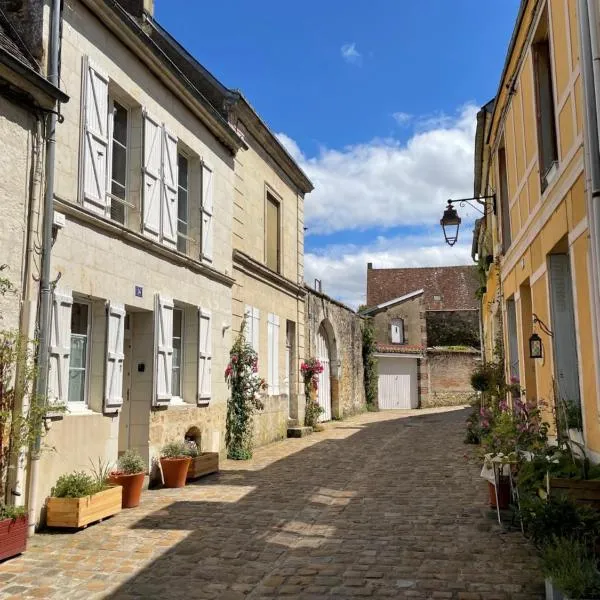 Coeur de ville Mortagne-au-Perche – hotel w mieście Mortagne-au-Perche