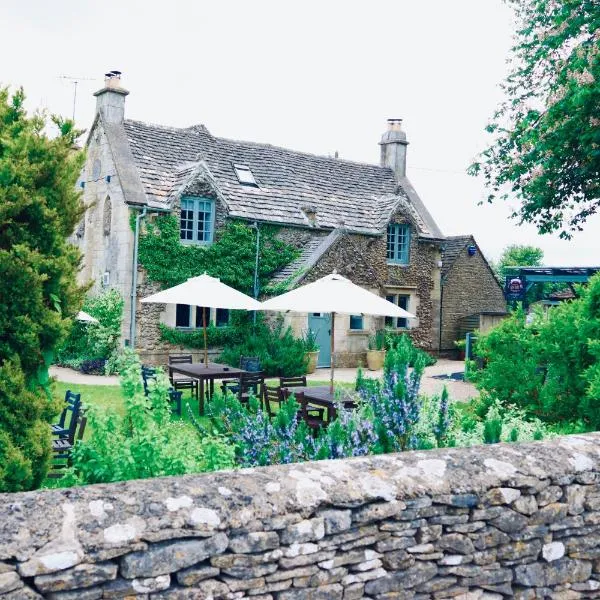 The Ragged Cot, hotel v destinaci Minchinhampton