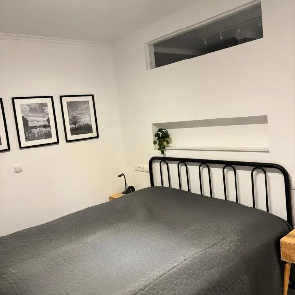 FeWo Mona, hotel in Kruft
