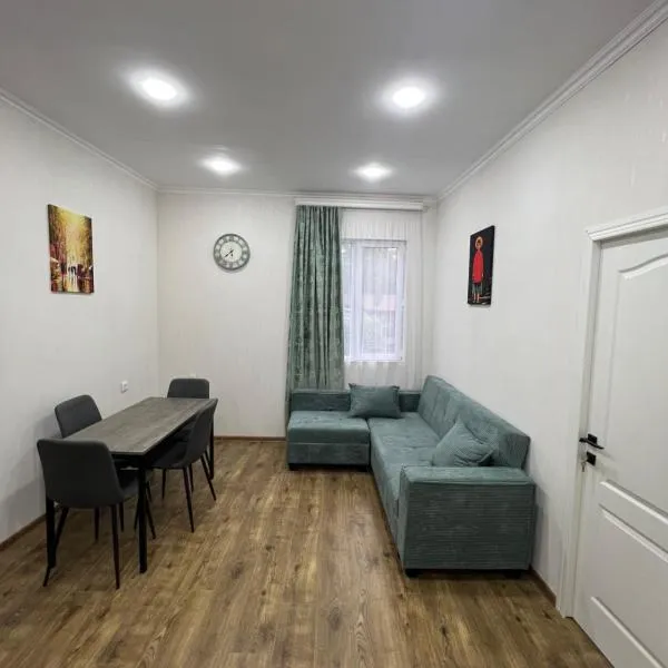 Home in Tiflis, hotel v destinaci Tbilisi City