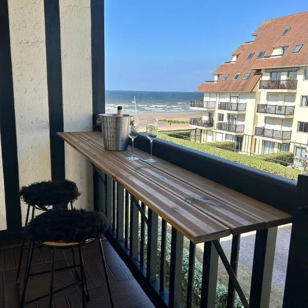 Appartement front de mer Cabourg, hotel in Cabourg