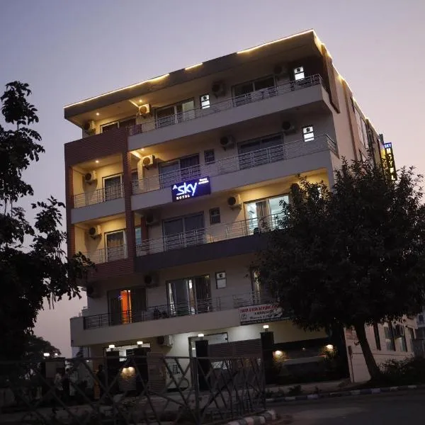 Hotel Sky, hotel u gradu Gurgaon