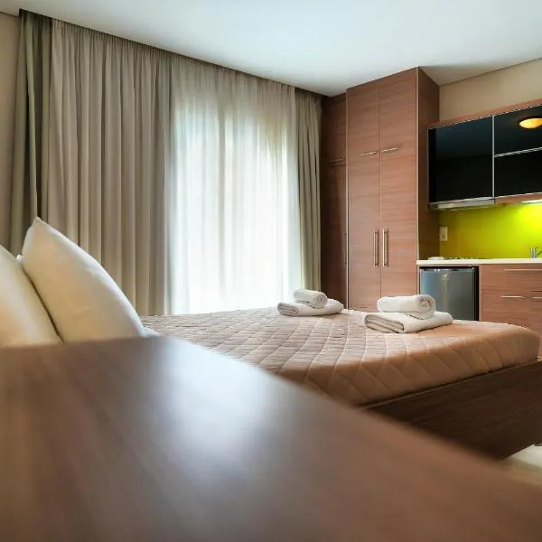 Relax Hotel, готель у місті Палеохора