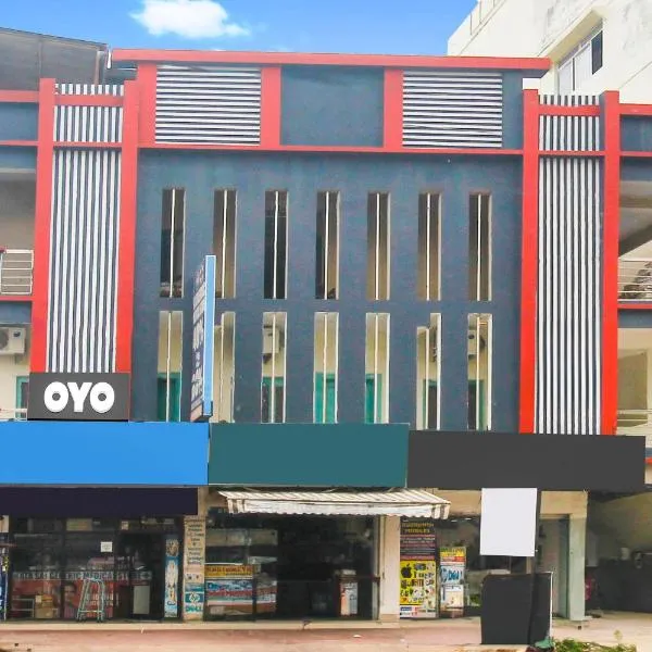 Hotel O R Squre Inn, khách sạn ở Hyderabad