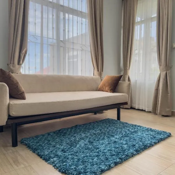 4 Stylish Two Bedroom Apartment Units in Mbezi Beach, hotell sihtkohas Dar es Salaam