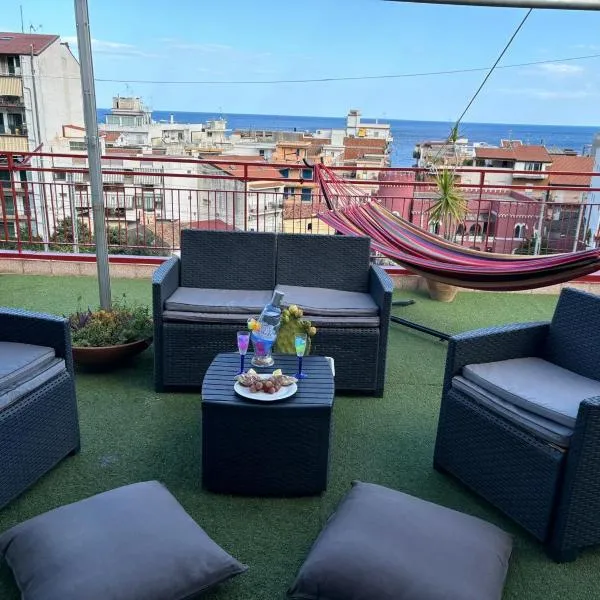 Terrazza Fiumara, hotel em Letojanni