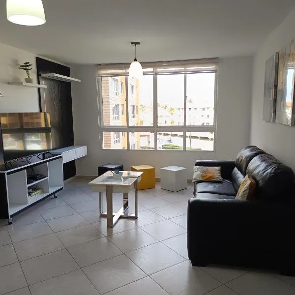 Confortable apartamento en Marina del Rey Lecheria, hotel en El Morro de Barcelona
