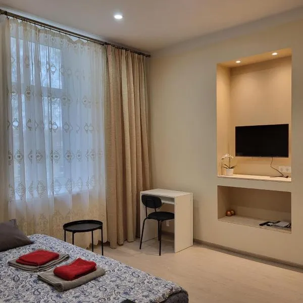 Cozy apartment, hotel en Liepāja