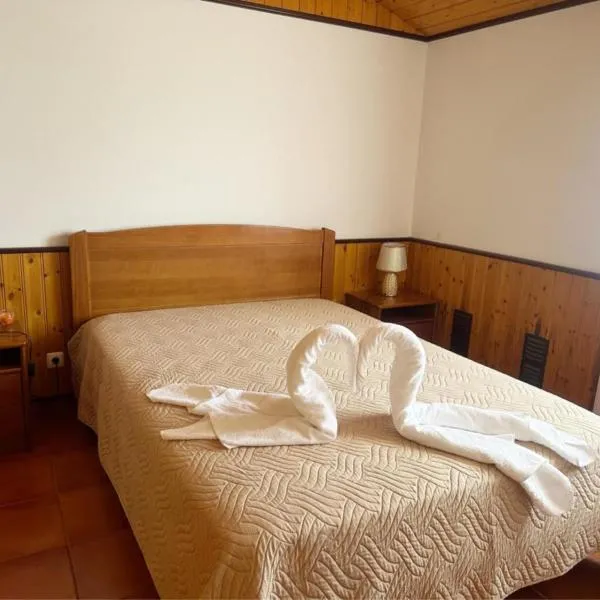 Casa Campo e Praia, hotelli kohteessa Rogil