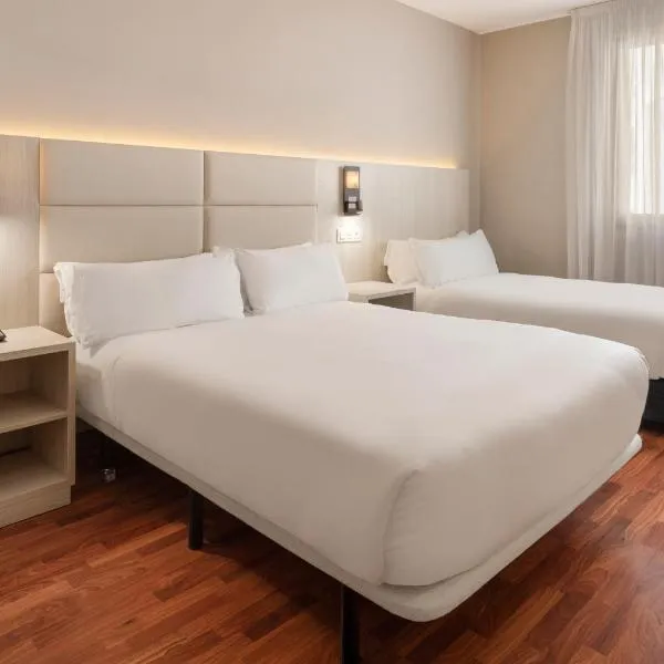 B&B HOTEL Zaragoza Royal, hótel í Zaragoza