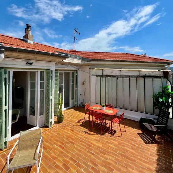 Exclusive Top Floor - Love Suite, hotel in Nice