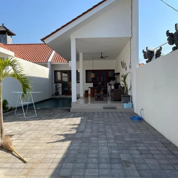 Villa Cassia Jimbaran, hotel in Jimbaran