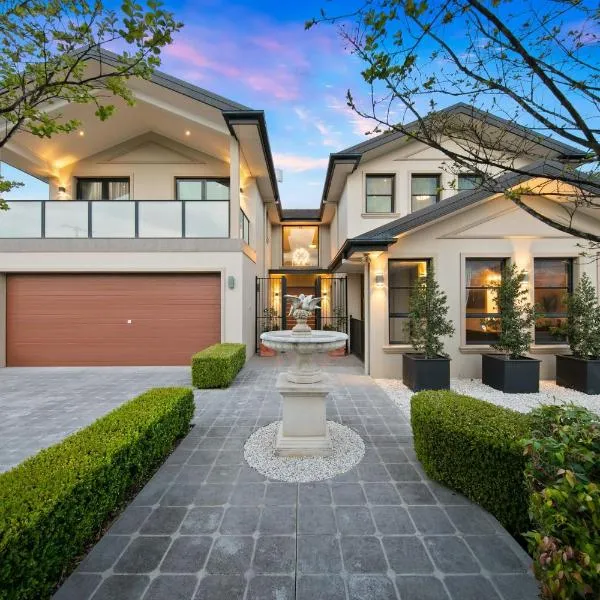 Luxury 7 bedroom Estate Hunter Manor Located in Central Hunter Valley、ヌカバのホテル