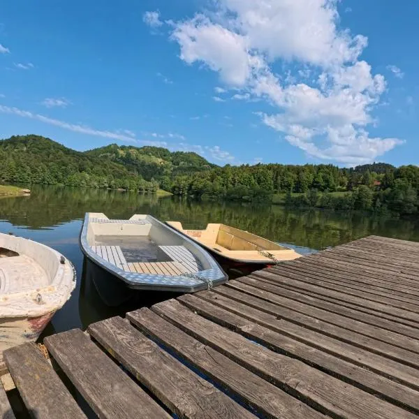 Slivnisko Jezero Hisa, hotel v destinaci Veliki Rakitovec