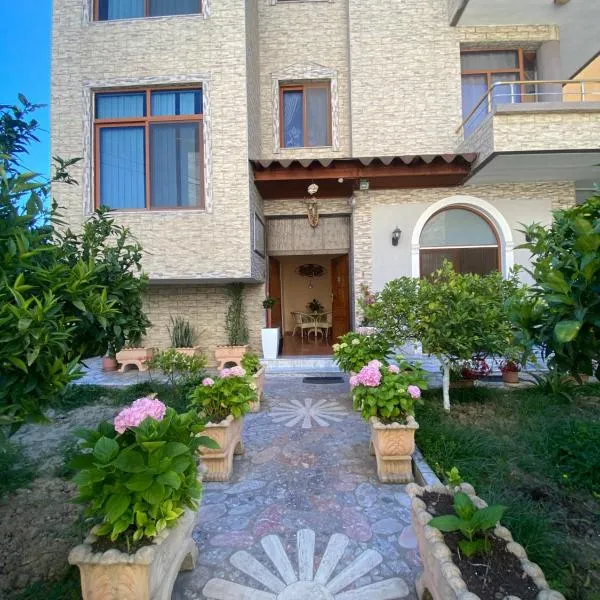 Mehmetaj’s Guest House، فندق في دوريس