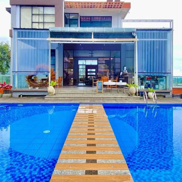 De Pointé Resort & Resto, hotel v destinaci Campaka