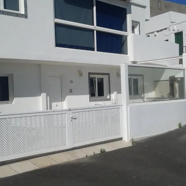 Las Perlas, hotel in La Mareta