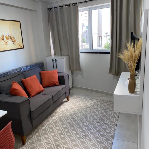 Apartamento 500m da Praia de Meireles