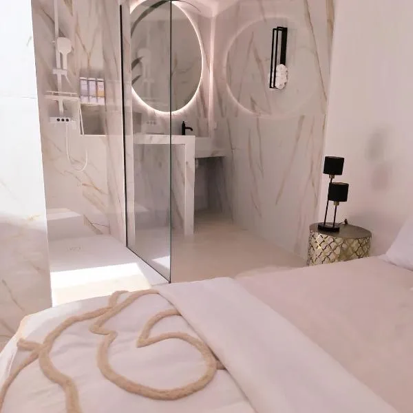 Villa MOOJŸ, готель у місті Carcès