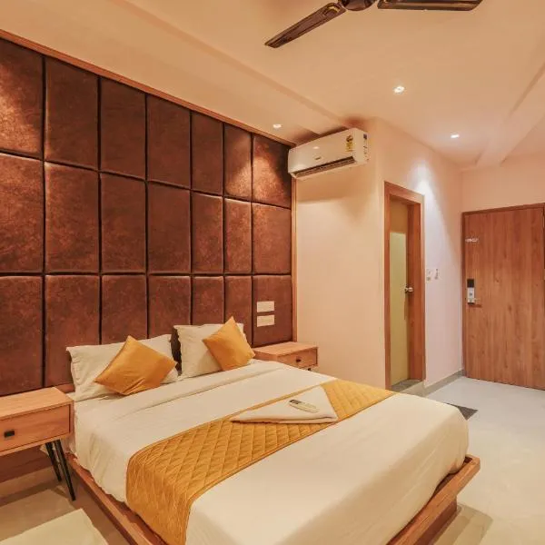 Hotel Beverly Palace Kozhikode - Hotel and Restaurant、コーリコードのホテル