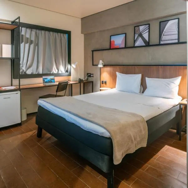 ibis Sao Luis, hotel in São Luís
