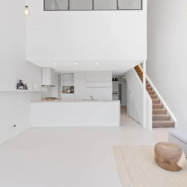 Pure Essence, hotel in Perth