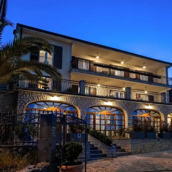 Villa Klarić - Bed & Breakfast, hotel v destinaci Lovran
