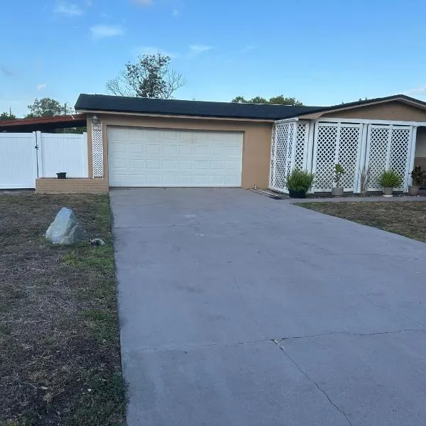 Vacation home, hotel in Melbourne