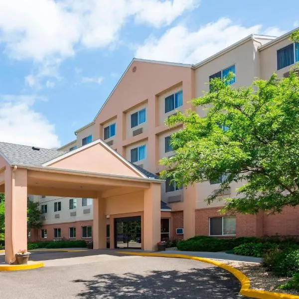 Fairfield Inn & Suites Minneapolis-St. Paul Airport, hotel v destinaci Mendota Heights