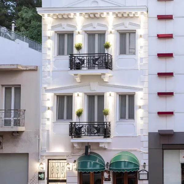 The Jax Luxury City Suites, hotel in Igoumenitsa