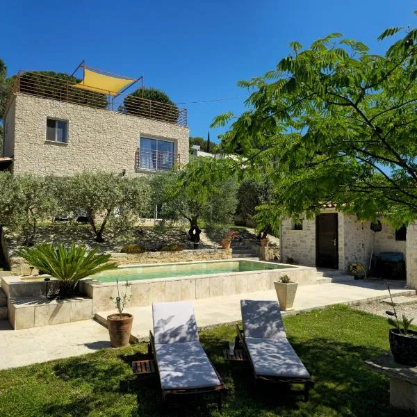 Le Mas de la Tortue (Plain Pied), hotel en Caromb