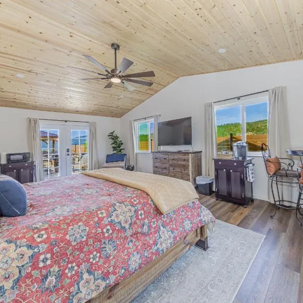 Hidden Falls Retreat Peaceful Guesthouse Near Yosemite, hotel a Oakhurst