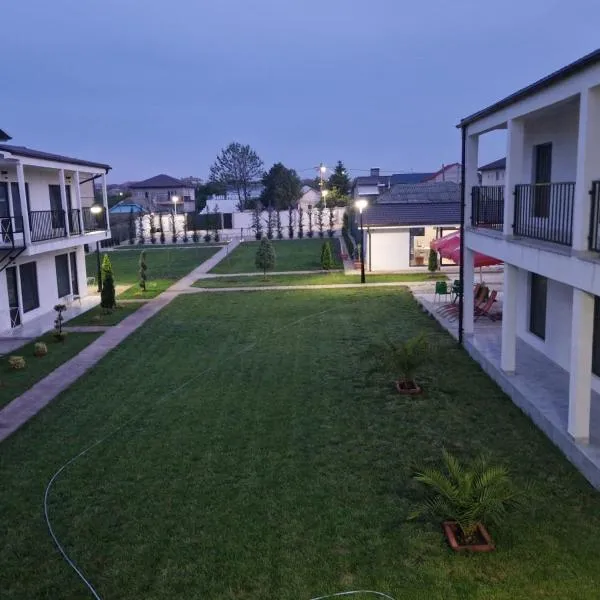 complex turistic N&S, hotel en 2 Mai