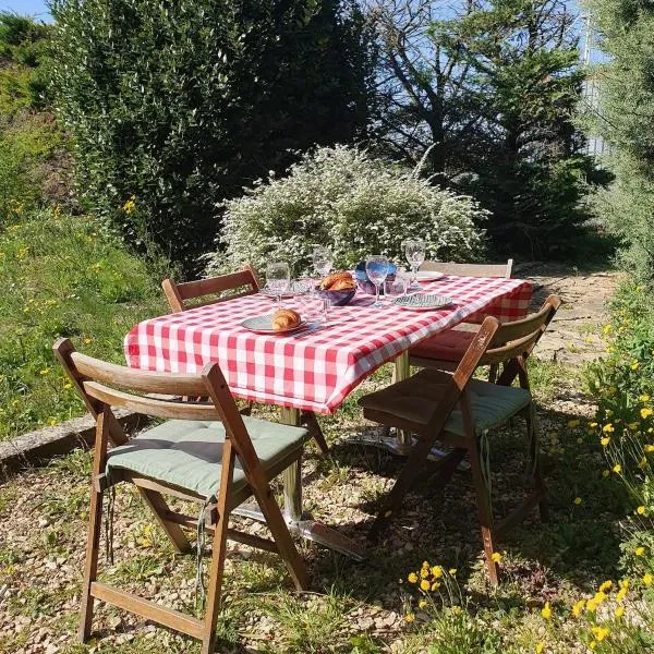 15 min A7, Pro, Nuit Étape & invités événement, hotel en Cléon-dʼAndran