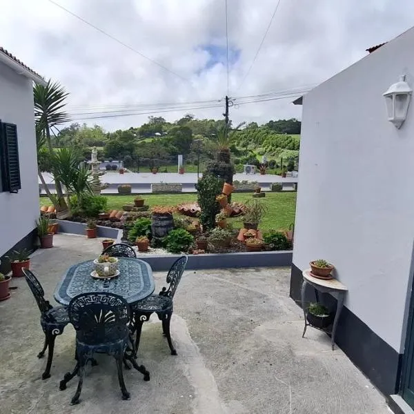 Casa Santos, hotel in Angra do Heroísmo
