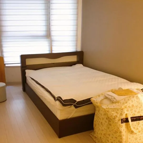 2519#Gangnam Urban Vogue Suites #Top-rated Unit # All-New Furniture & Peaceful Vibe#Sinnonhyeon 1min, hotel v Soulu